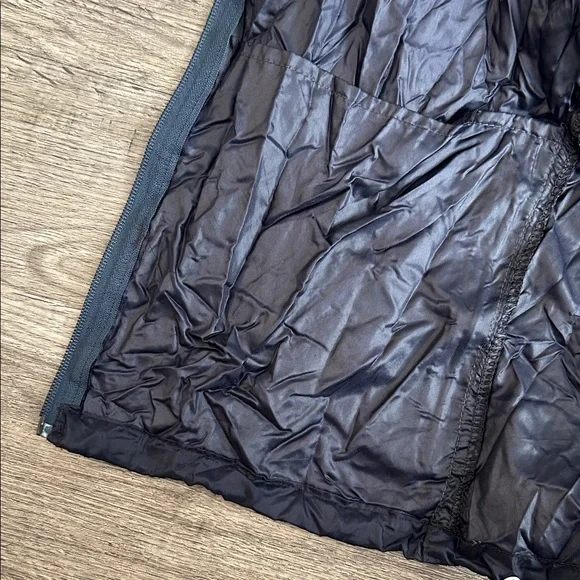 The North Face Packable Windbreaker Jacket Hooded Lightweight XL Black - Picture 10 of 10